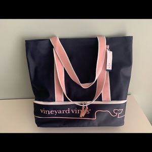 Vineyard vines navy and pink beach tote